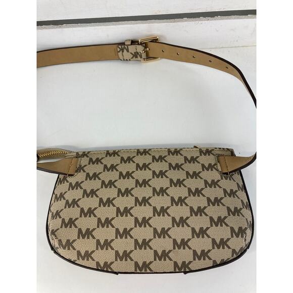 MICHAEL KORS SIGNATURE SAFFIANO LEATHER BELT BAG FANNY PACK - Picture 4 of 11